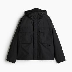 NWT H&M men's size L Large black Windbreaker Jacket top windproof water repellant coat Hood 