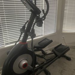 Workout Elliptical 