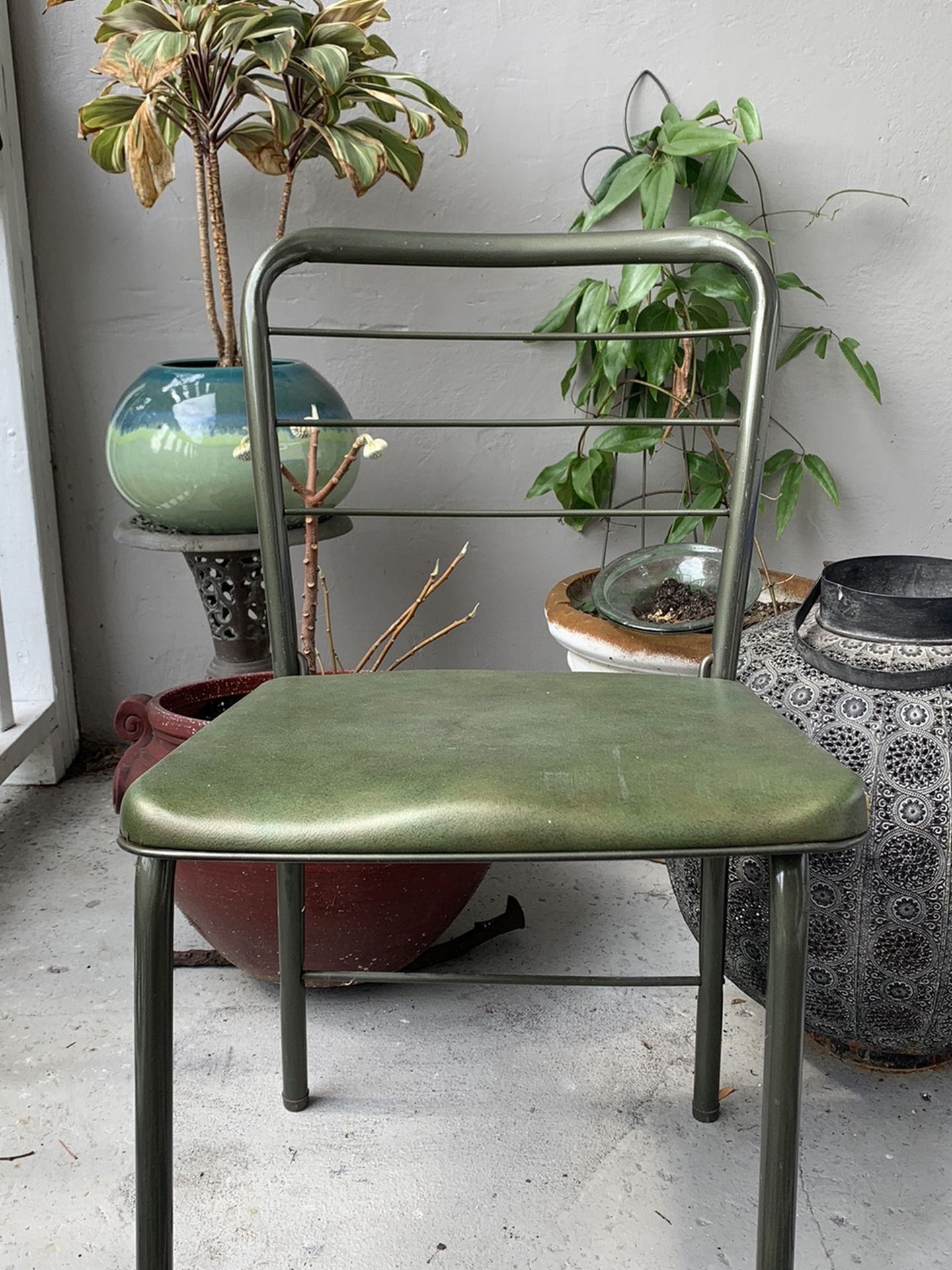 Avocado Green Mid Century Modern Folding Gate Chair Vintage MCM Retro