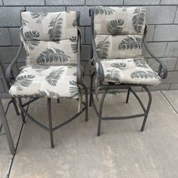 Outdoor Pool Stools And Chairs With Cushions 