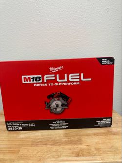Milwaukee M18 Fuel 6-1/2” Circular Saw