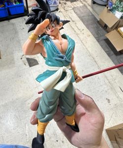 Dragon Ball Goku figure anime statue collectible toy