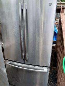 GE Refrigerator