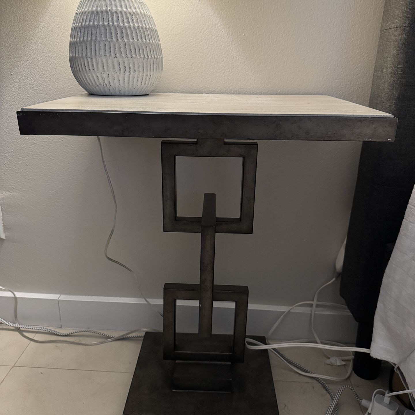 Lexington Oyster Bay Deerwood Rectangular Side Table