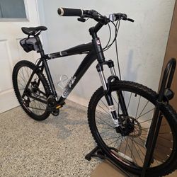 🔥🚲🔥Diamondback Response XE Mountain Bike(26)Large Frame🔥🚲🔥