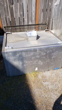 Moisture hood