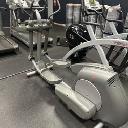 Life Fitness Elliptical 