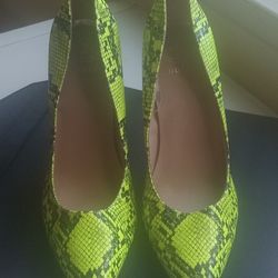 Guess Heels