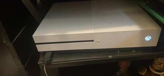 Xbox One S 800GB