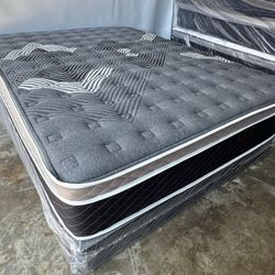 Full Oasis Thermal Comfort Europillow Top 12in Mattress 