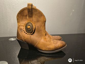 Ariat Women's Western Ankle Boots