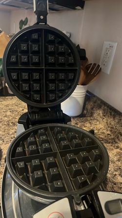 Waffle maker