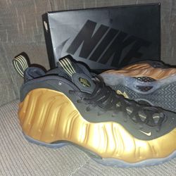 Nike Air Foamposite One "Metallic Gold"