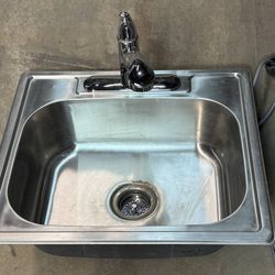 Hand Sink with Faucet