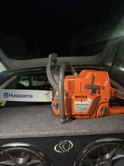 Husqvarna 390 XP 88cc Professional Chain Saw