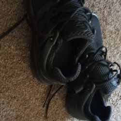 Boys NIKE Shoes Size 9s$20.00