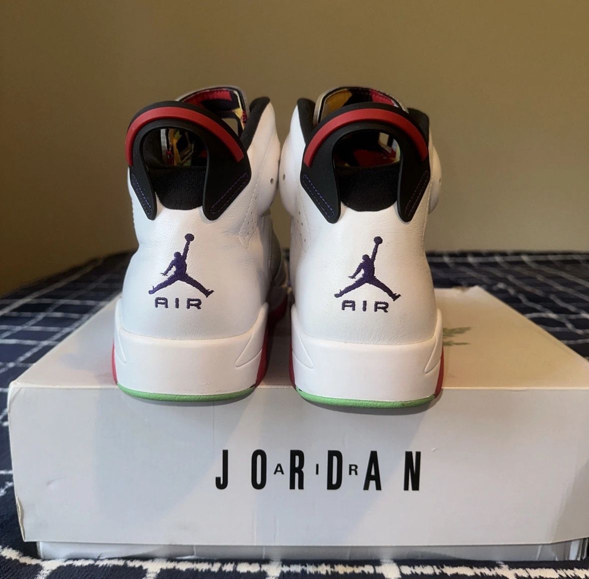 Jordan 6 Hare. 12.5m (will Not Respond To Is This Available