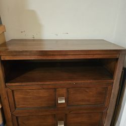 Dresser  (Wood)