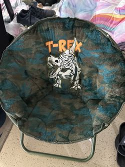 Foldable T-Rex chair