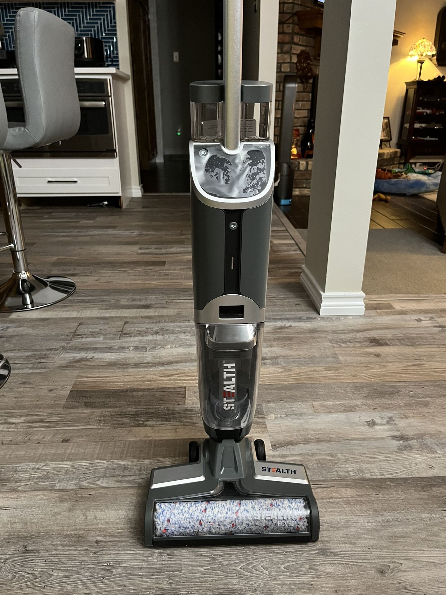 Stealth Wet Dry Vacuum Cleaner and Mop Model: ECVP01