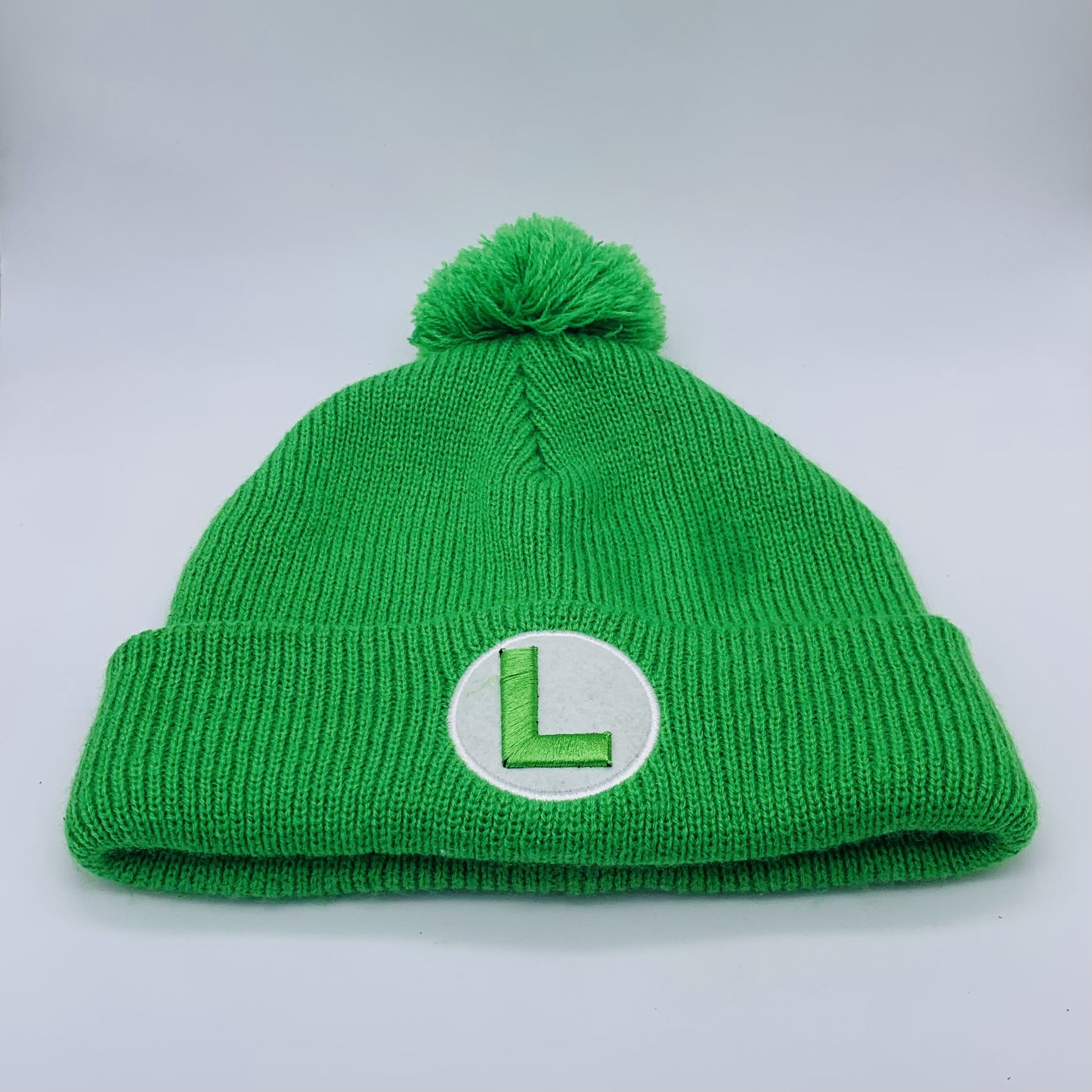 Nintendo Super Mario Luigi Winter Beanie Cap Hat with Pom Pom One Size Green 2018 USED