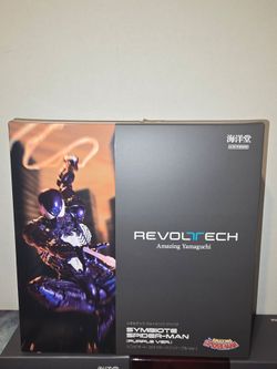Revoltech Amazing Yamaguchi Symbiote Spiderman Purple