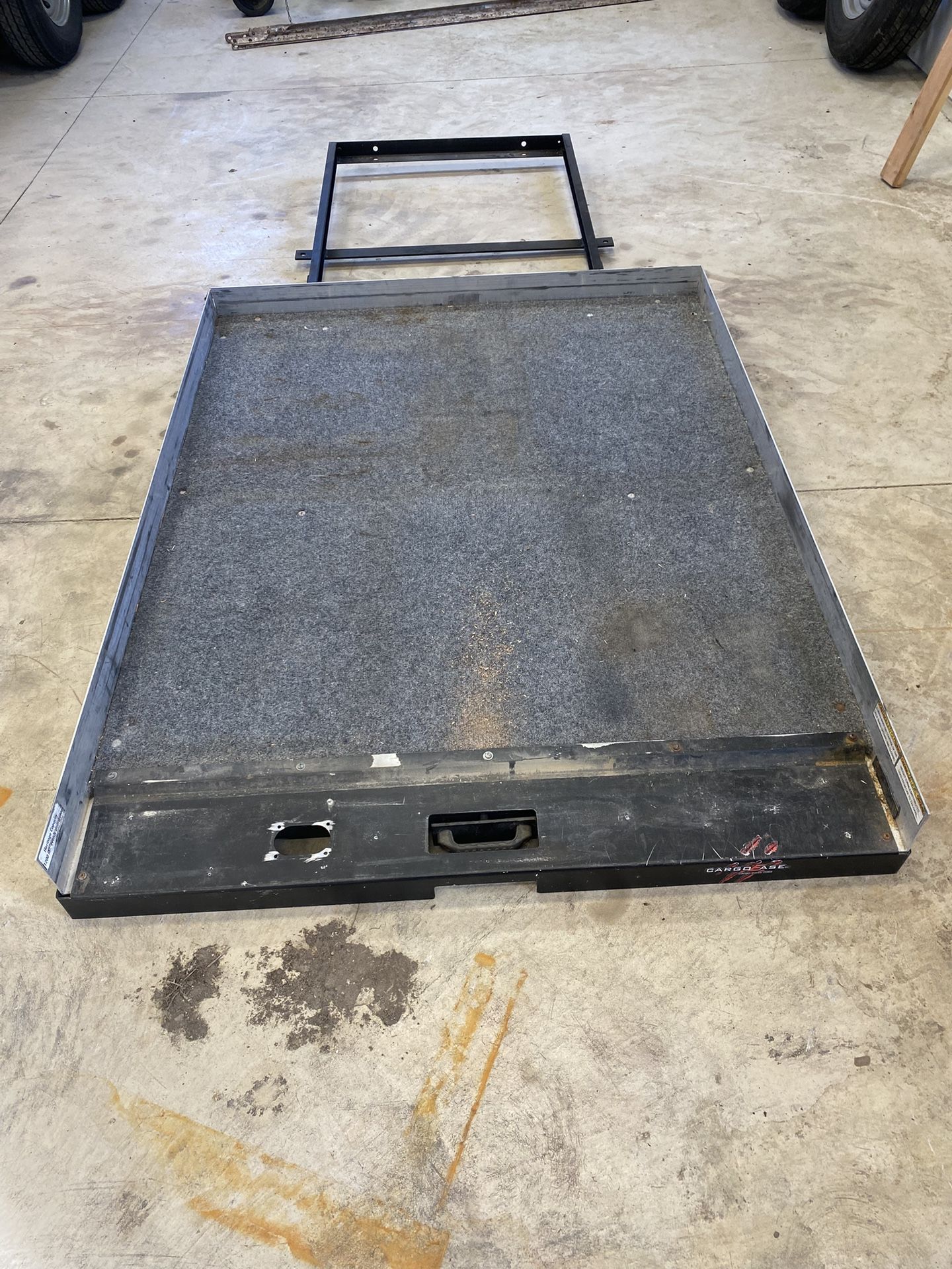 Truck Rollout bed