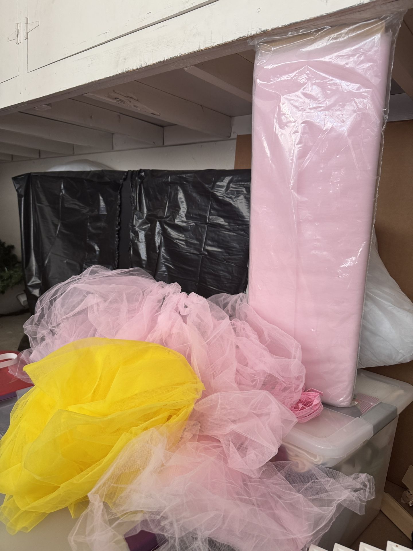 Unopened 20yrds Of Tulle Plus Table Tutu And Extra Tulle