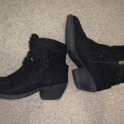 Black Girl Boots 