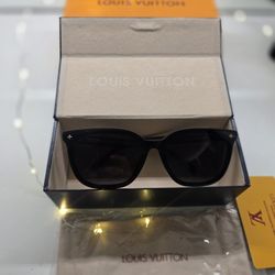 Louis Vuitton Monogram Square