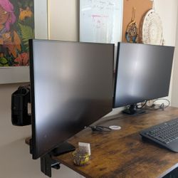 Dell Monitors ( Set Of 2)