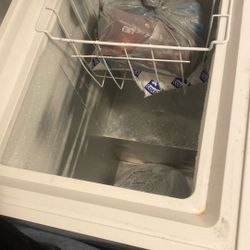 White Deep Freeze 