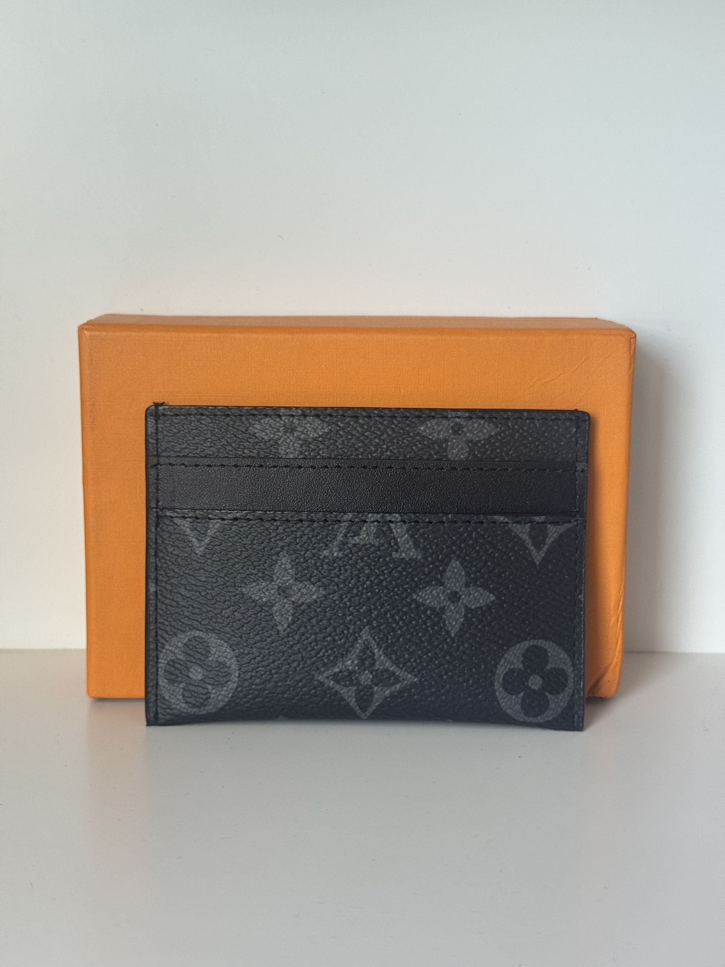 Loui Vuitton Wallet