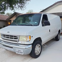 2002 Ford E-250