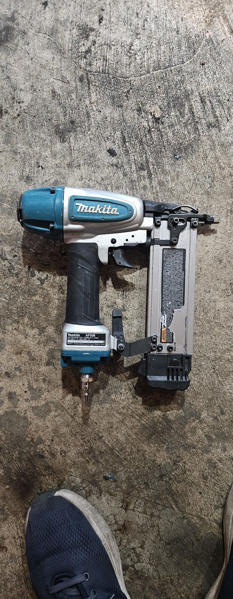 Makita Finish Nailer