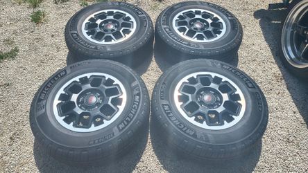 2026 Toyota Tacoma/Tundra/Sequoia/4Runner takeoff wheels 18" OEM
