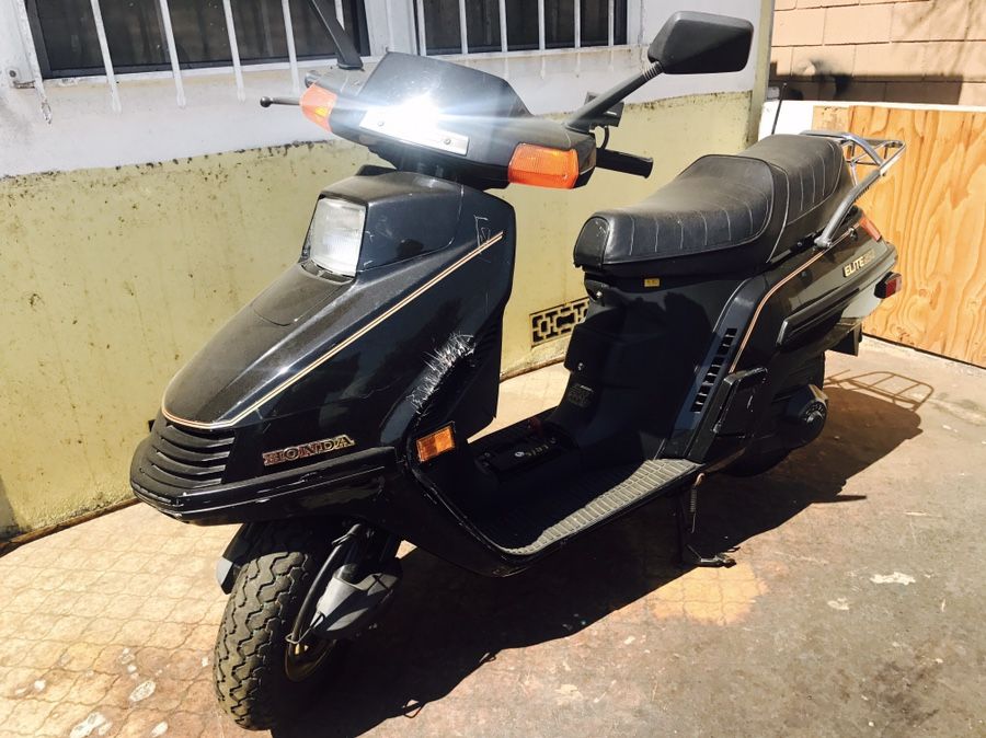 Rare 1986 Honda Elite 250 Schooter , Kenwood Stereo , Only 5000 original miles