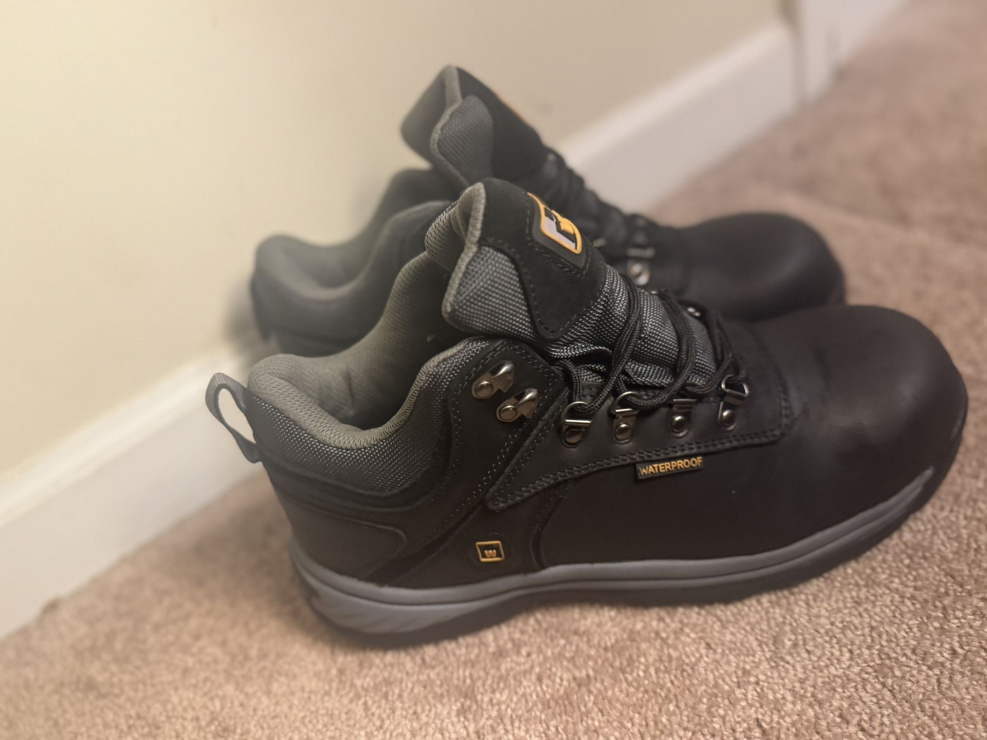 BRAND NEW: Work Master Work Boots