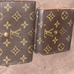 louis vuitton Wallets And Burberry Purse