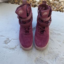 Nike Women's Size 8