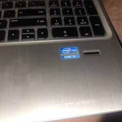 laptops price is 45 to 25 pending on what one u want 
