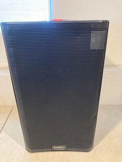 QSC K12.2 12" 2000W Powered PA Speaker