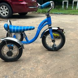 Schwinn little sting ray tricycle