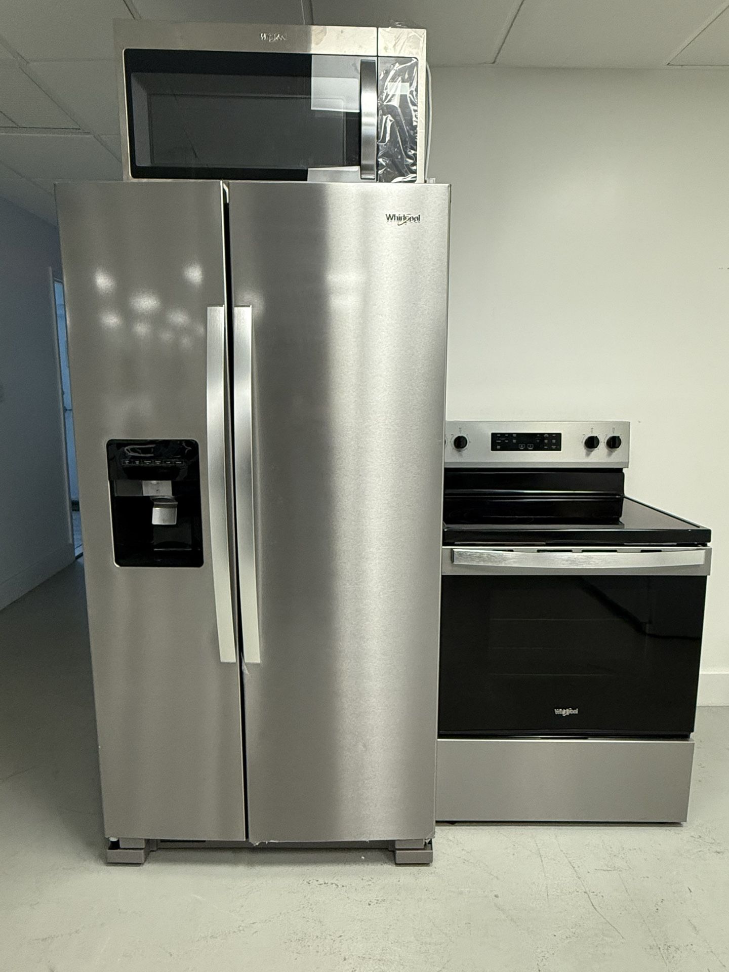 Whirlpool Fridge,microwave,range MSRP $3497