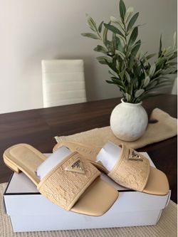 Guess Sandals