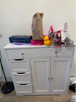 Bathroom cabinet