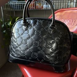 Hello Kitty Leather Tore