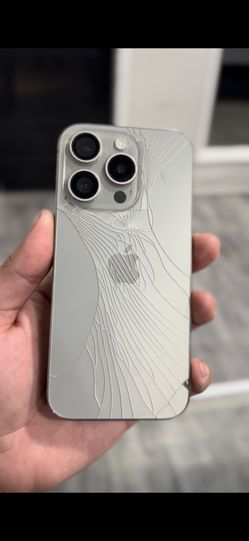 iPhone 15 Pro Backkk