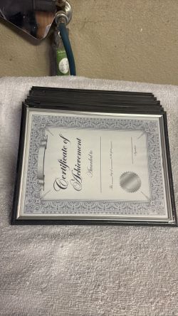 8 Picture/document frames