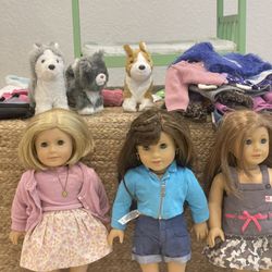 Big Lot Of American Girl Dolls With Extras